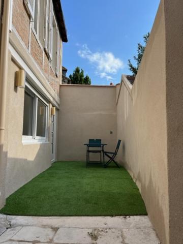 Le Nid Du Cygne Aparthotel Льо Блан Екстериор снимка